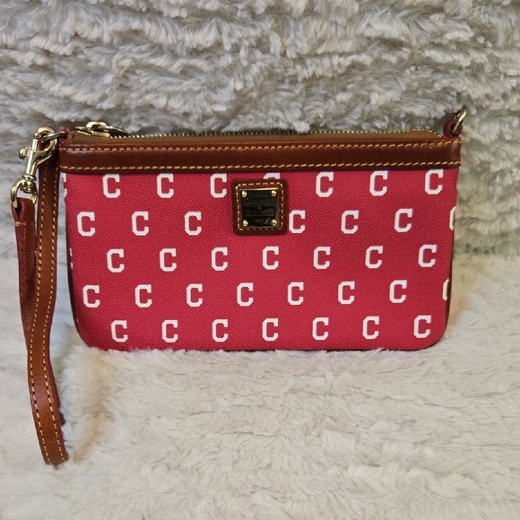 Dooney & Bourke Handbags - Dooney & Bourke Cleveland Guardian Wristlet